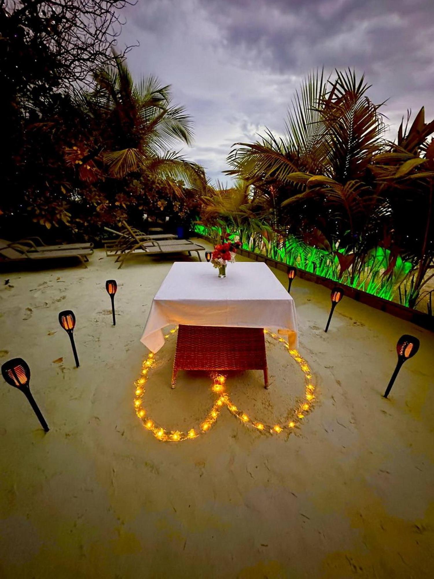 Wind Breeze Sunset View Inn Guraidhoo (Kaafu Atoll) Exterior foto